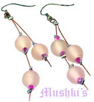 Glass bead hanging earring - click here for large view